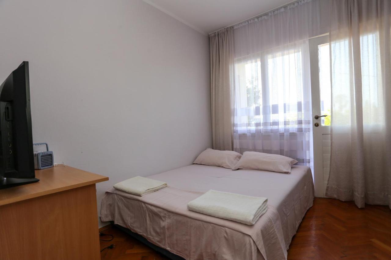Ferienwohnung Smjestaj Djurdjevic Herceg Novi Exterior foto