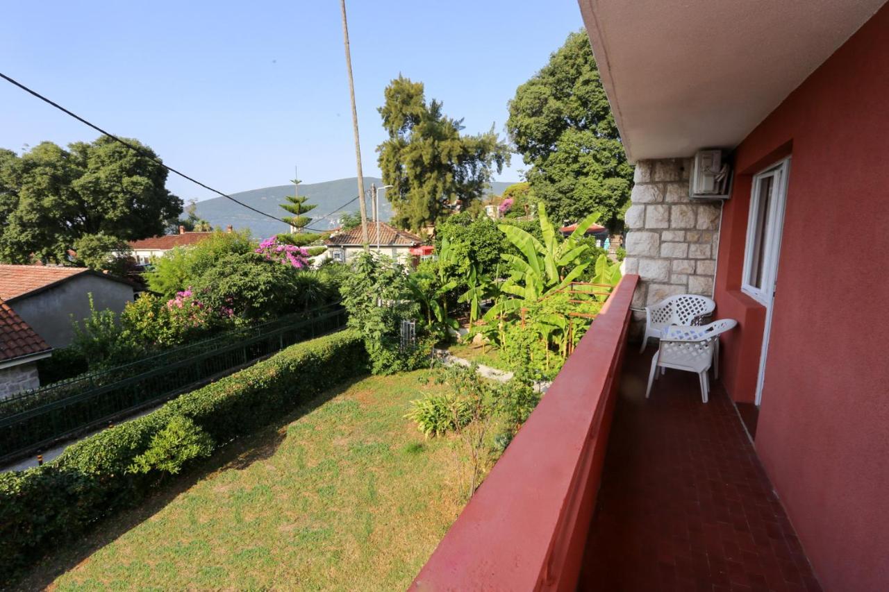 Ferienwohnung Smjestaj Djurdjevic Herceg Novi Exterior foto